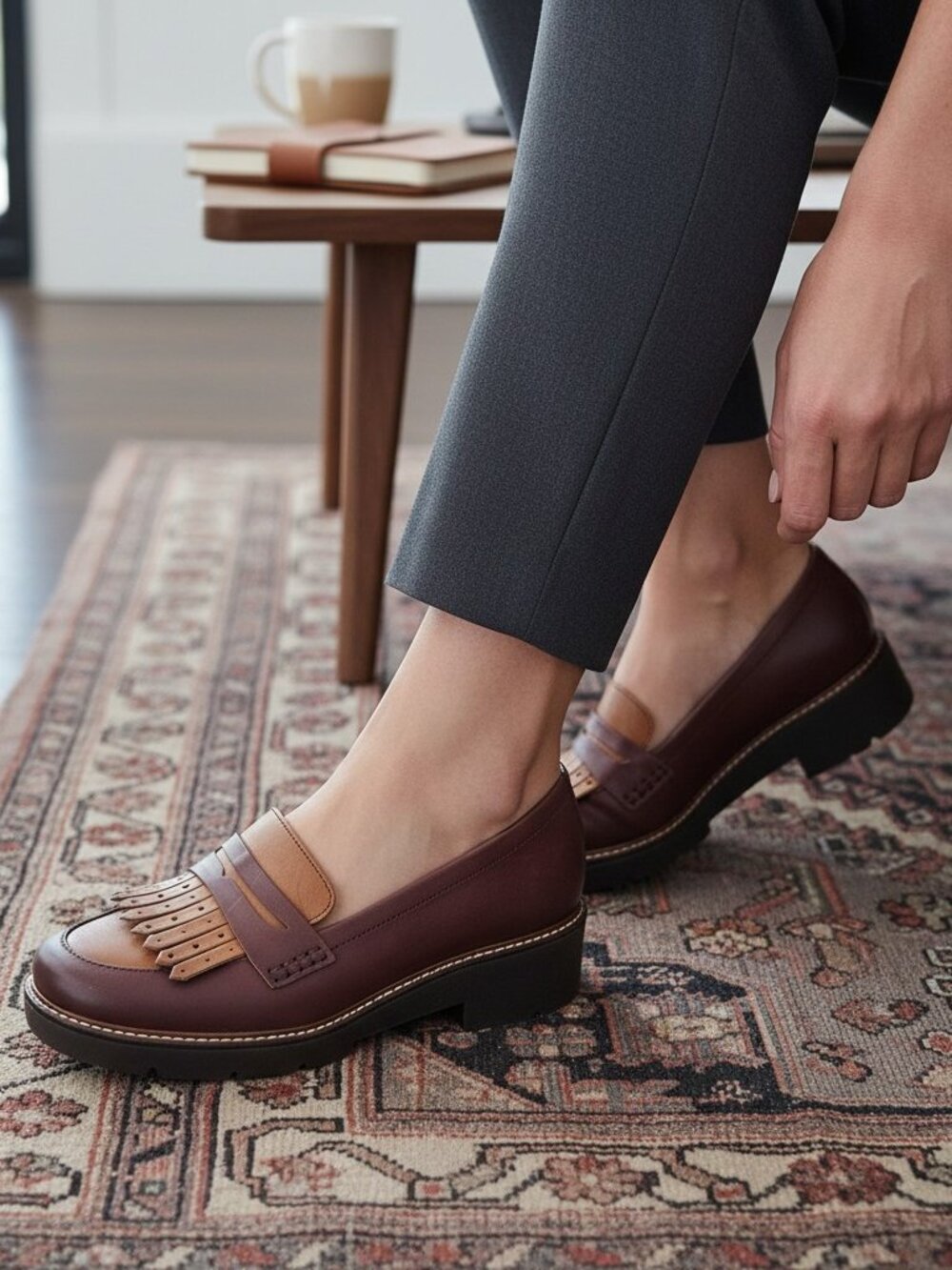 Naturalizer Darcy Pacey Kiltie fringe Leather loafers women slip-on size 7.5M